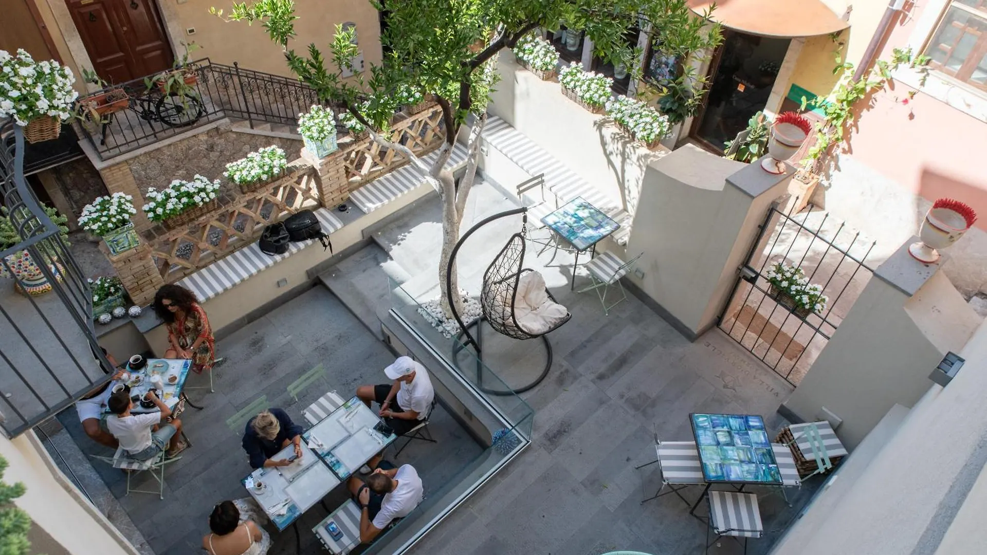Bed & Breakfast Villa D'Orville Luxury Suites Taormina Italy