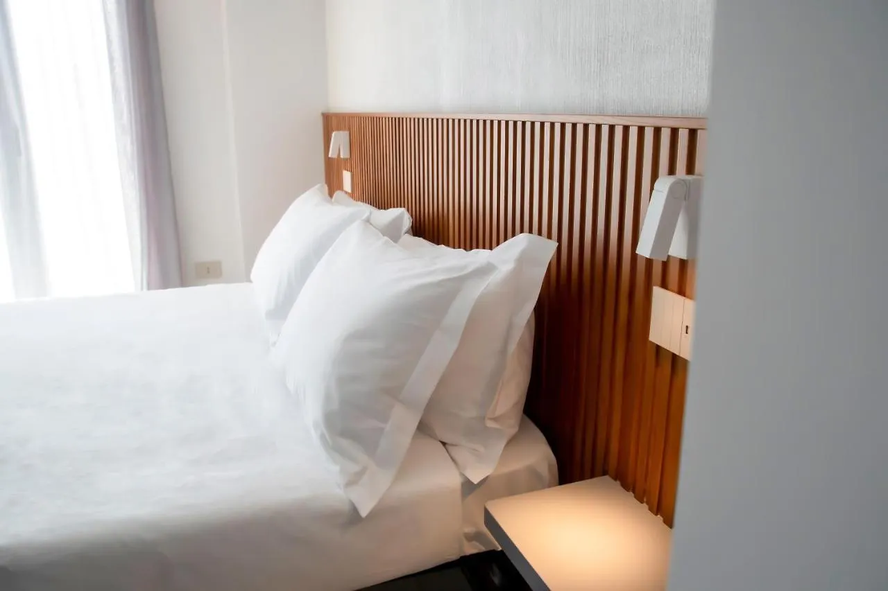 Villa D'Orville Luxury Suites 陶尔米纳 住宿加早餐酒店
